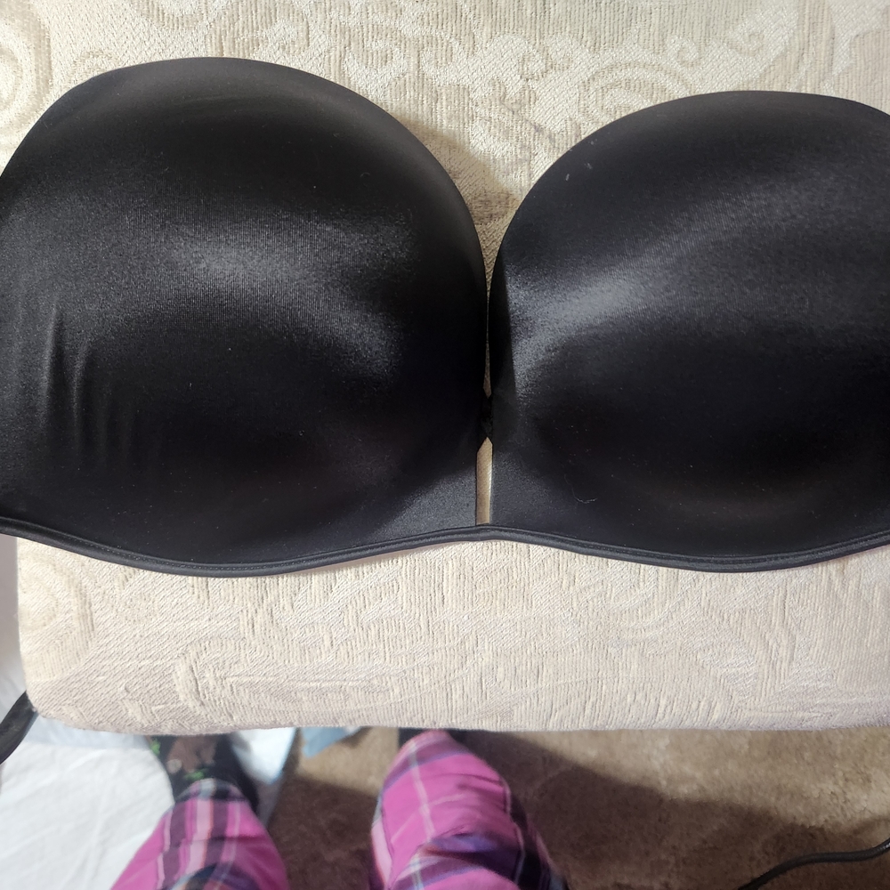 Black Strapless Bra